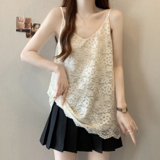 批发实拍~大码V领蕾丝内搭女<b class='q'>夏季</b>新款宽松法式吊带背心显瘦上衣