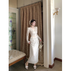 批发实拍新款温柔气质小香风<b class='q'>套装</b>女设计上衣半身裙<b class='q'>名媛</b>两件套