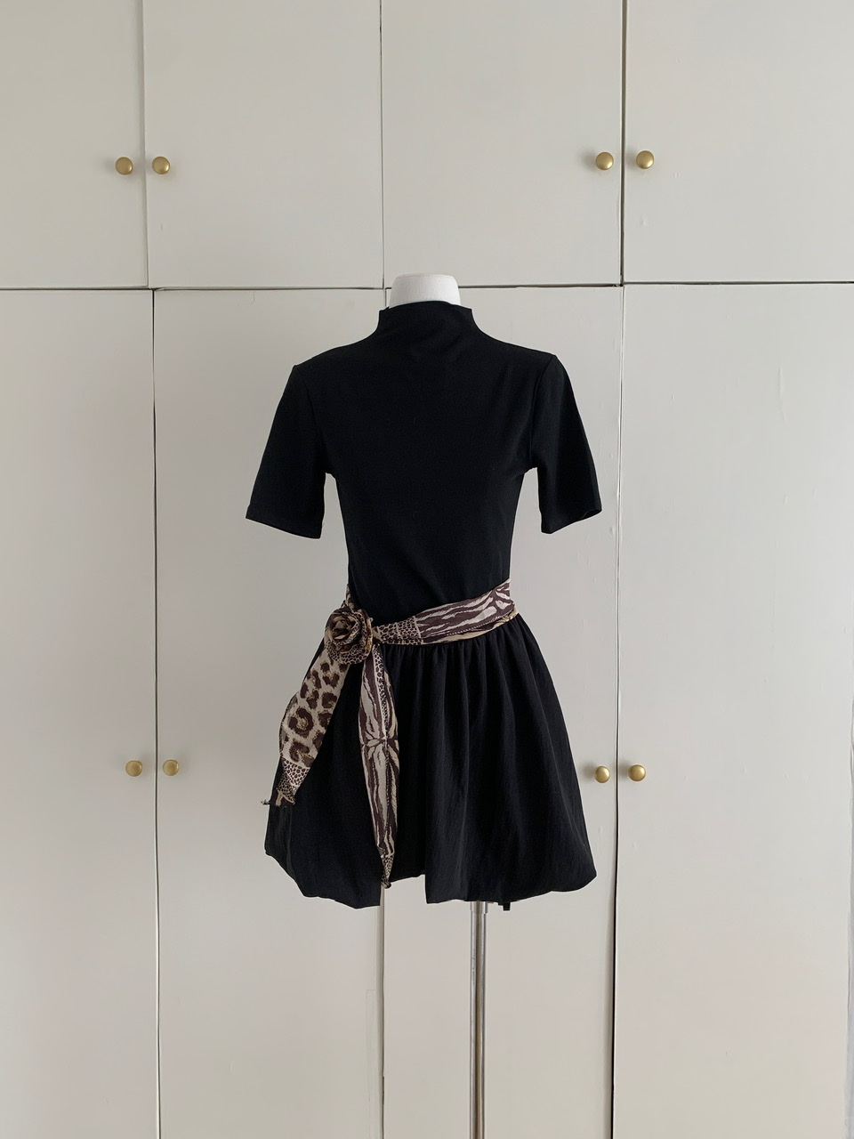 44aasi 封神小黑裙约会bi备 黑色花苞女半袖修身拼接连衣裙