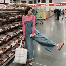 批发新款减龄<b class='q'>牛仔</b>背带裤套装休闲时尚设计感两件套长袖上衣穿搭套装