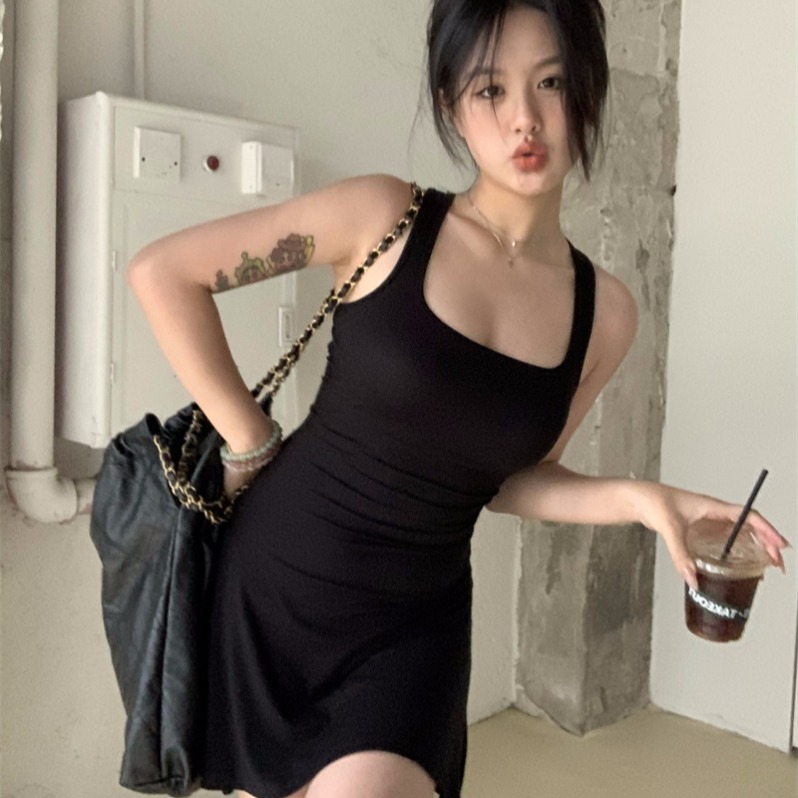 실사 정가 검정색 여성 드레스 새로운 슈퍼 잘 생긴 품격 프랑스식 작은 대중 디자인 치마