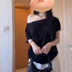 批发明星<b class='q'>同款</b>斜肩短袖女露肩t恤夏季两穿纯欲辣妹宽松黑色一字肩上衣