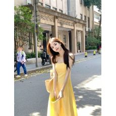 批发优质质量 法式<b class='q'>吊带</b>连衣裙女装夏季新款收腰气质长裙海边度假裙子