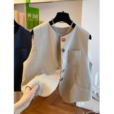 批发高端老钱风西装马甲女春<b class='q'>秋</b>2026新款宽松休闲外穿无袖马夹背心上衣