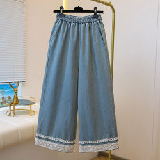 批发实拍大码女装2026春款宽松阔腿牛仔裤松紧腰显瘦花边直筒裤