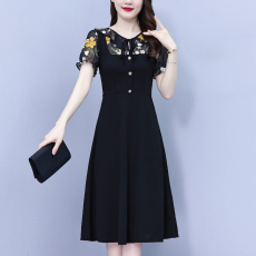 批发大码女装2026<b class='q'>夏</b>季韩版胖mm荷叶边系带拼接简约洋气显瘦连衣裙淑女