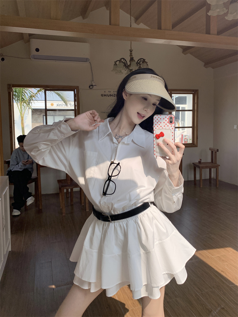 실사 재고 있음 화이트 여성 셔츠 봄 한국 스타일 루즈핏 허리 수축 학원 플리츠 한 마디 드레스