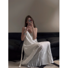 批发实拍  小君君布兰妮 <b class='q'>巴洛克</b>少女 重工飘带<b class='q'>连衣裙</b>褶皱肌理吊带裙潮