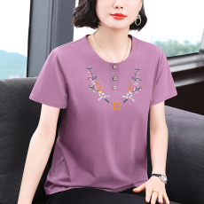 批发2026年纯棉刺绣T恤女春短袖中年妈妈女装<b class='q'>上衣</b>工厂直销服装批发