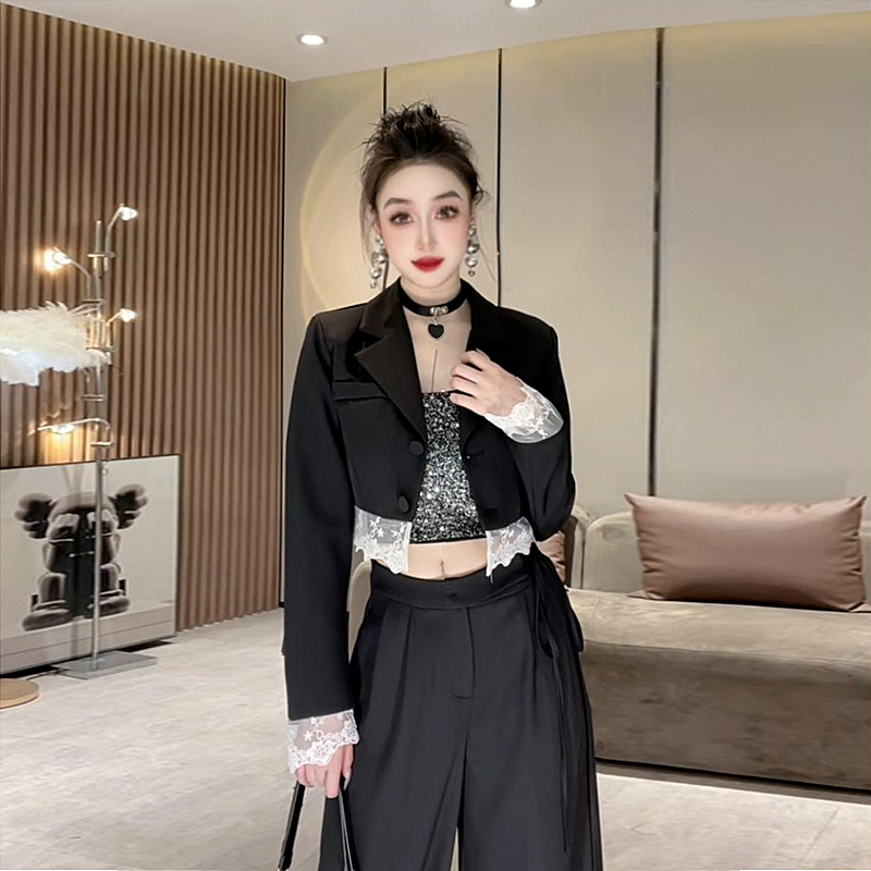 2026 년 가을 새로운 작은 대중 패션 디자인 섹션 우아함 레이스 조각 가을 의상 정장 세트 투피스 세트