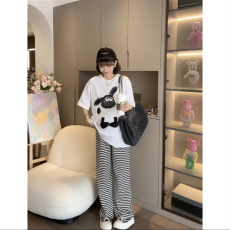 孕妇装夏装韩版宽松卡通刺绣中长款大码短袖T恤+条纹裤子套装