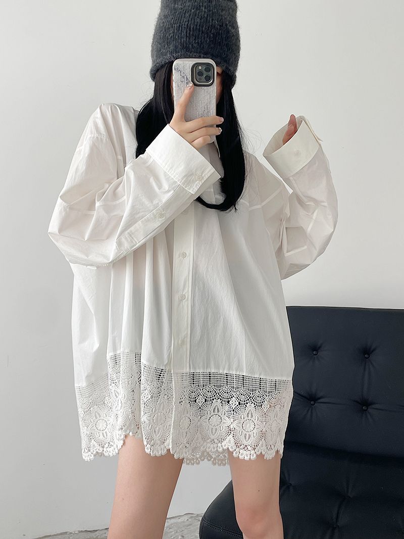 한 번 작은 짭짤한 한 부서 디자인 센스 레이스 조각 밑단 화이트 여성 셔츠 2025 봄 품격 셔츠 루즈핏 맨위