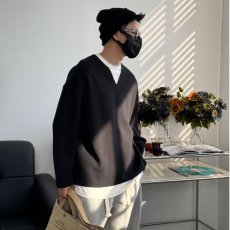 批发韩风<b class='q'>简约</b>小众设计假两件v领长袖男宽松春秋季百搭氛围感上衣卫衣