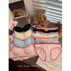 批发实价实拍 小胸内衣女薄款聚拢无钢圈甜美少女不空杯无痕文胸套装