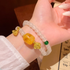 批发新中式中古风好运莲莲手链女小众设计感多层叠戴串珠手串手饰批发