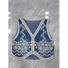 批发重工钩花刺绣牛仔背心<b class='q'>马甲</b>女春秋设计感甜美减龄坎肩叠穿外套上衣