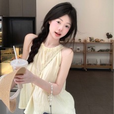 批发法式气质高级感挂脖背心女夏季宽松休闲独特别致褶皱露肩无袖上衣