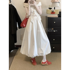 批发实拍2026春季松紧腰<b class='q'>白色</b>半身裙垂感蓬蓬裙慵懒风显瘦A字裙中<b class='q'>长裙</b>