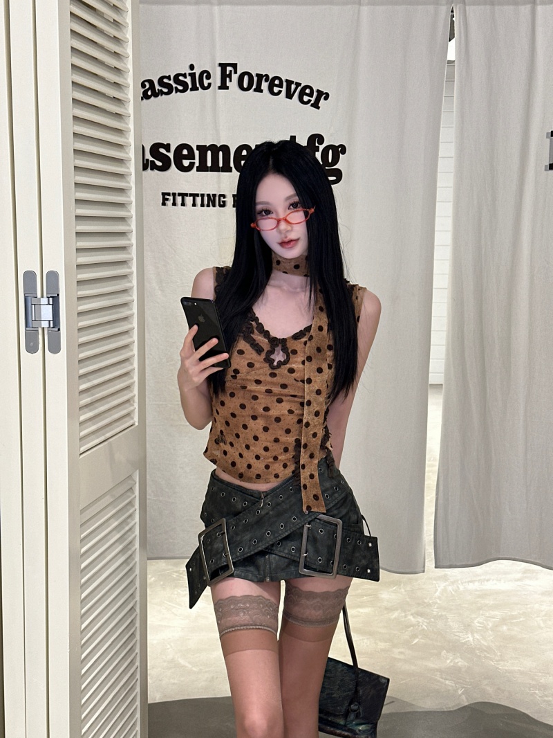 도트 무늬 통제 벨벳 레트로 몸매 가꾸기 슬림해 보이는 도트 무늬 조끼 슬립 맨위