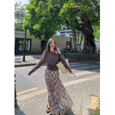 批发实拍实价   斜肩百搭长袖T恤<b class='q'>打底衫</b><b class='q'>中长款</b>法式垂感格纹半身裙