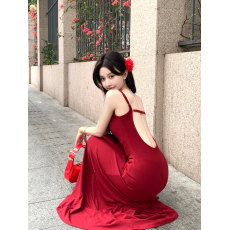 批发实拍复古<b class='q'>性感</b>露背吊带<b class='q'>连衣裙</b>女带胸垫垂感修身显瘦裙子