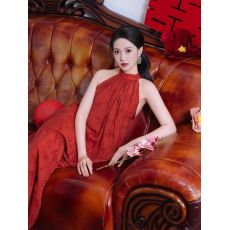 批发红色印花挂脖连衣裙晨袍女<b class='q'>新娘</b>结婚拍照<b class='q'>礼服</b>长裙子显瘦