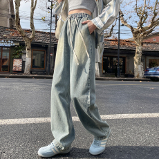 批发实拍春夏直筒窄版阔腿镰刀裤休闲简约<b class='q'>松紧腰</b>垂感抽绳香蕉<b class='q'>牛仔裤</b>女