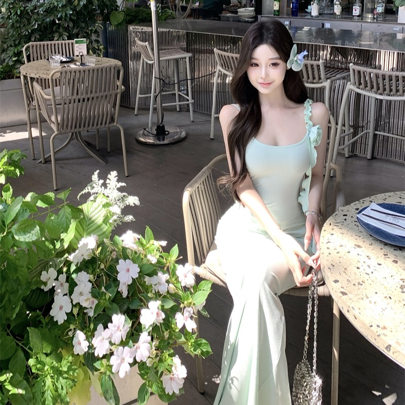 실사 정가 박하 남자 웨이브 바람 타이트 스커트 슬립 드레스 비대칭 3 차원 꽃 타이트 휴가 롱 스커트