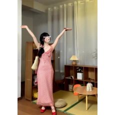 批发樱桃红色格纹修身吊带鱼尾裙法式收腰显瘦度假风长裙<b class='q'>子</b>