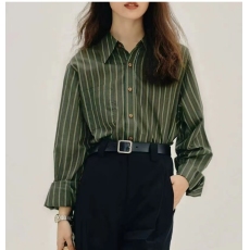 批发复古绿色条纹长袖衬衫女春秋新款港风衬衣法式内搭打底上衣