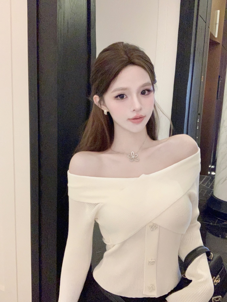 순수한 욕망 한 단어 니트 맨위 여성 몸매 가꾸기 슬림해 보이는 오프숄더 기본 셔츠 부드러운 바람 여행 눈길을 끄는