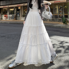 批发实拍甜美风白色花边蛋糕<b class='q'>半身</b>裙女新款高腰a字减龄木耳边<b class='q'>长裙</b>