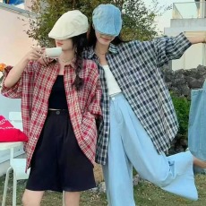 批发<b class='q'>韩版</b>春季经典格子chic衬衫懒惰风宽松大码时尚衬衣防晒衣外套女