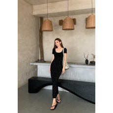 批发优雅洋气修身显瘦碎花短袖连衣裙女夏季2026新款方领长裙包臀<b class='q'>裙子</b>