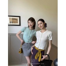 批发鹭青一原创云<b class='q'>薄</b>荷经典绞花针织衫女春复古假门襟设计短袖上衣