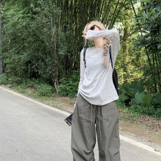 批发天猫抖音质量微透薄款小众<b class='q'>女士</b>防晒罩衫夏季百搭休闲纯色T恤上衣