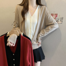 批发2026年大码女装秋冬韩版网红设计感<b class='q'>针织衫</b>胖妹妹mm小香风毛衣上衣