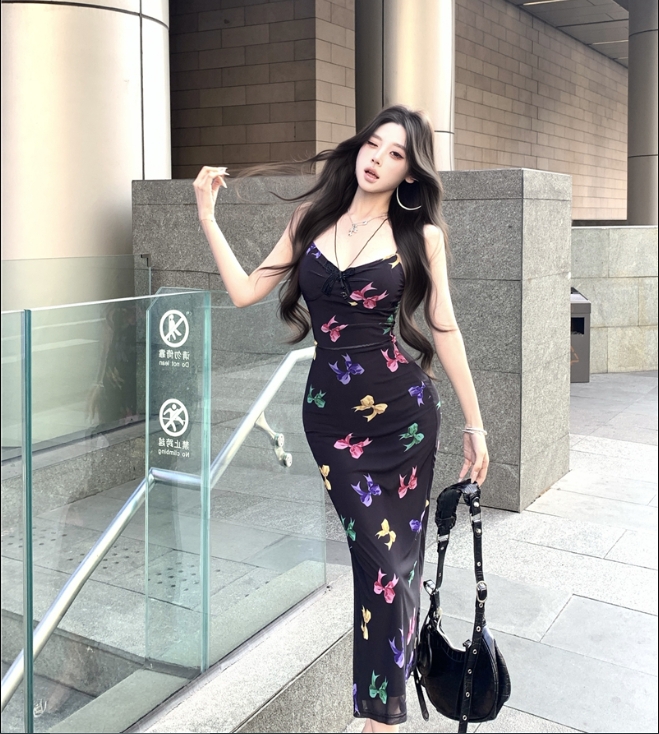 실사 정가 나비 탈출하다 분말 블랙 프린트 드레스 몸매 가꾸기 슬림해 보이는 슬립 드레스