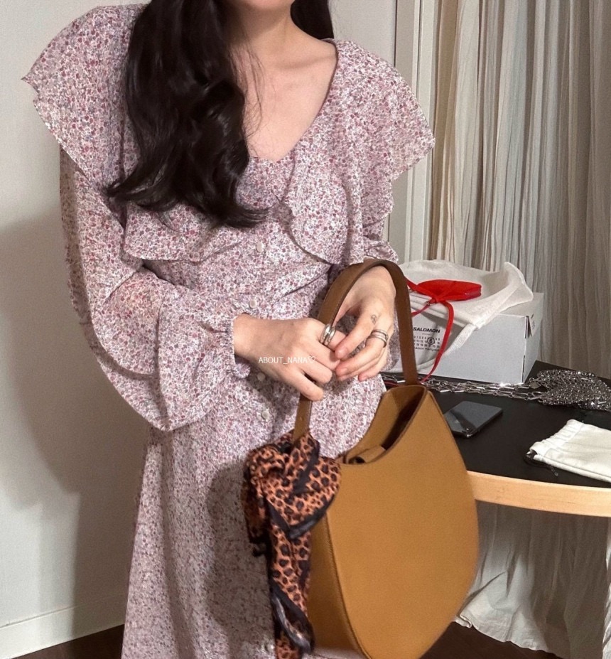재고 있음 한국 chic 한국 동대문 레트로 부드러운 품격 프릴 칼라 꽃무늬 드레스