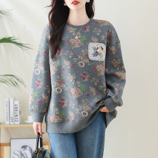 批发实拍<b class='q'>大码</b><b class='q'>女装</b>秋季设计感碎花时尚减龄气质百搭长袖卫衣