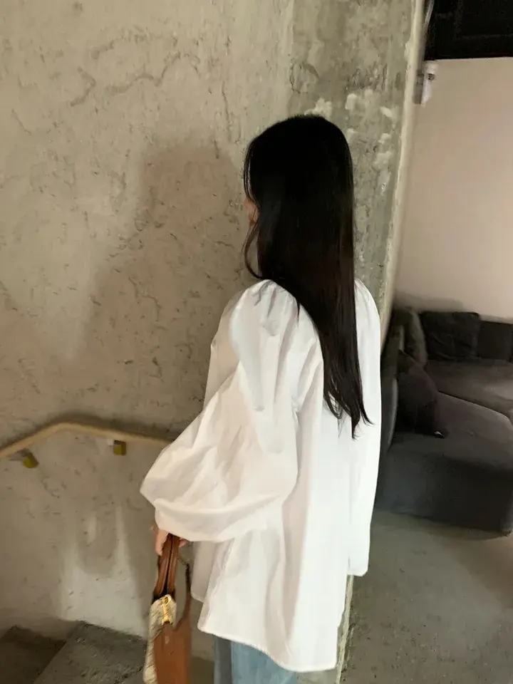 스탠드 칼라 리본 타이 퍼프소매 가디건 상세 이미지 14