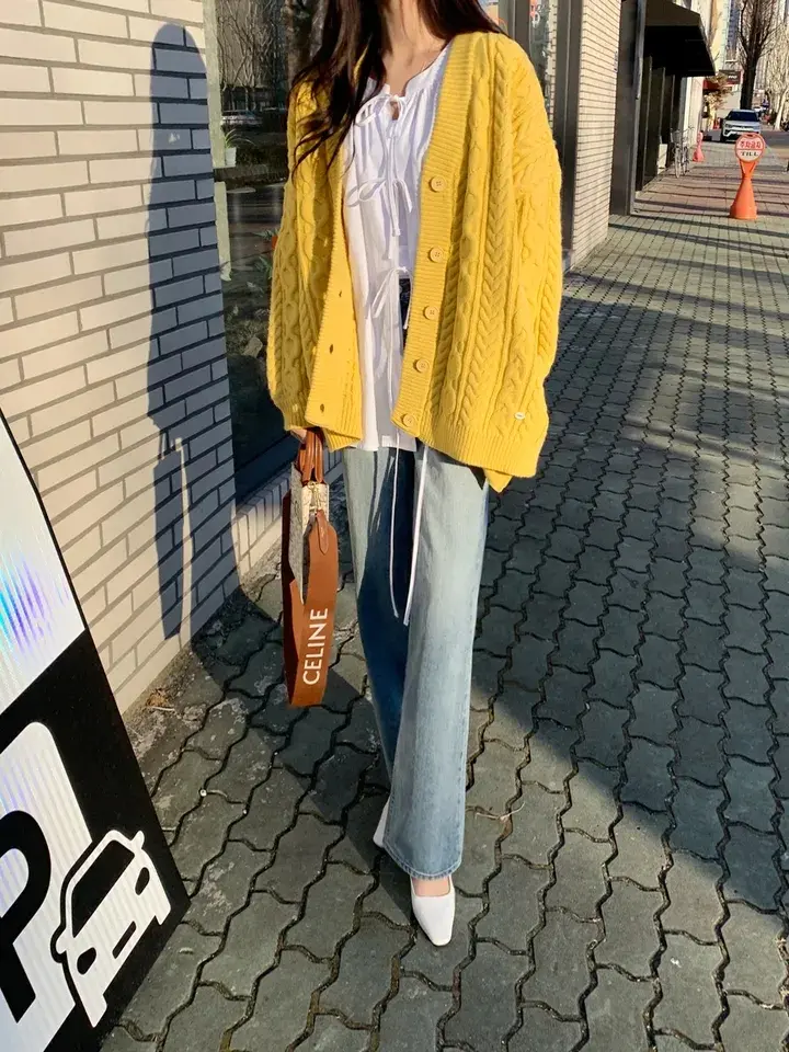 스탠드 칼라 리본 타이 퍼프소매 가디건 상세 이미지 18