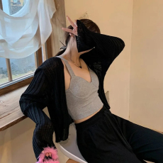 批发天猫抖音质量防晒开衫<b class='q'>外套女</b>夏季薄款外搭披肩罩衫冰丝针织上衣