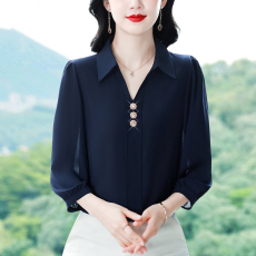 批发实拍 2025春季新款洋气七分袖<b class='q'>上衣</b>气质减龄中袖衬衫