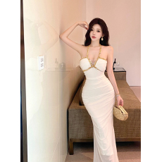 批发实拍名媛气质设计感低胸挂脖宴会<b class='q'>礼服</b>包臀连衣裙