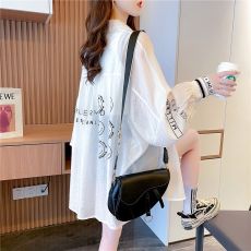 批发官图100涤纶夏季2026年新款<b class='q'>中长款</b>宽松翻领<b class='q'>开衫</b>印花透气外套女