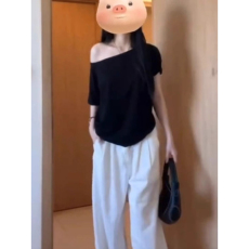 批发明星<b class='q'>同款</b>斜肩短袖女露肩t恤夏季两穿纯欲辣妹宽松黑色一字肩上衣