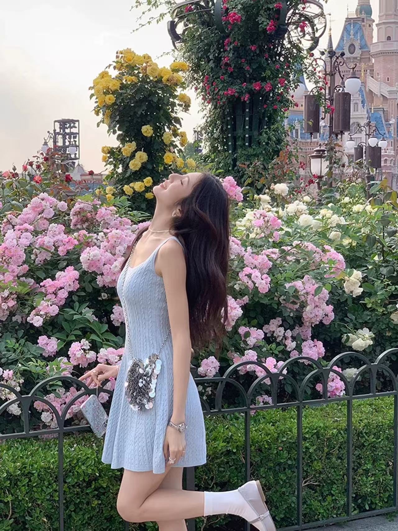 MULVAN U领修身吊带连衣裙女麻花针织短裙夏新款a字收腰裙子