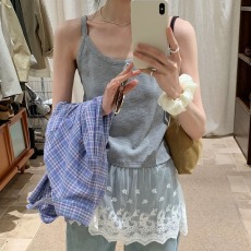 批发<b class='q'>夏</b>装新款大码女装韩系灰色柔软拼接蕾丝设计感吊带女高级感背心女