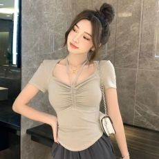 已出货 设计感方领抽绳短袖T恤女夏新款修身显瘦辣妹露脐正肩上衣